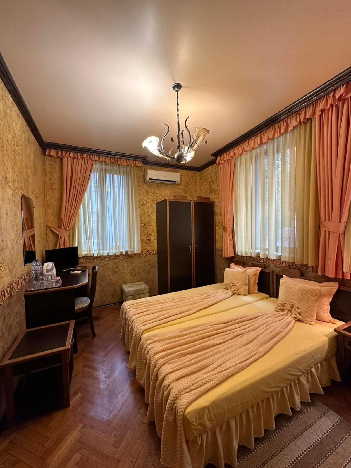 فيليكو ترنوفو Guesthouse Petra المظهر الخارجي الصورة